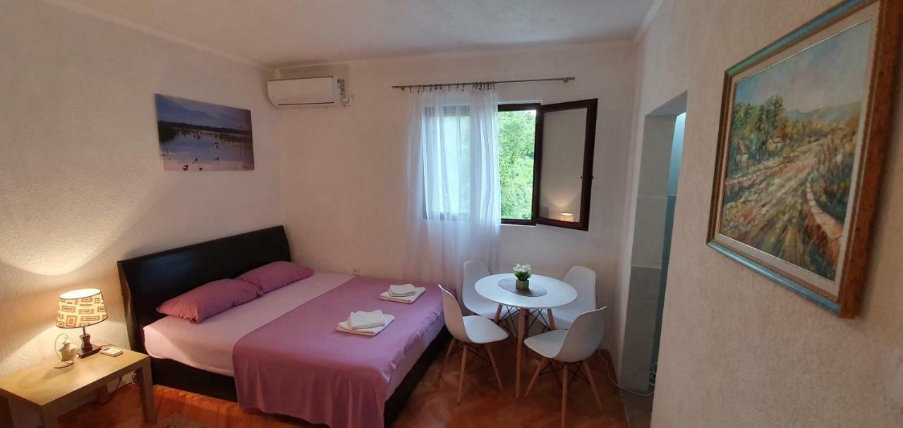 Apartments Four Countesses Virpazar Esterno foto
