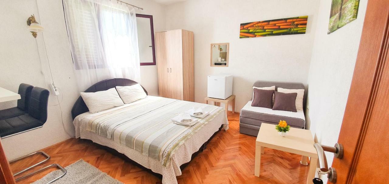 Apartments Four Countesses Virpazar Esterno foto